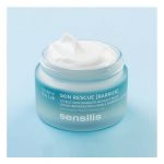 a  cream  indicated  for  repairing  the  barrier  function  of  sensitized  skin.