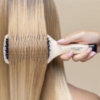 Buy Combs And Brushes Online - Idivia Beauty Shop