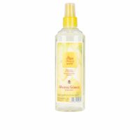 Bottle  of  Alvarez  Gomez  Fresh  Eau  de  Cologne  by  Alvarez  Gomez,  a  cologne  indicated  for  refreshing  and  stimulating  the  skin.