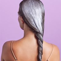 a conditioner indicated for detangling and hair shine.
