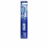 Oral-B Pro-Expert Pulsar Medium Toothbrush