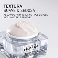a  revitalizing  cream  indicated  for  skin  firmness  and  radiance.