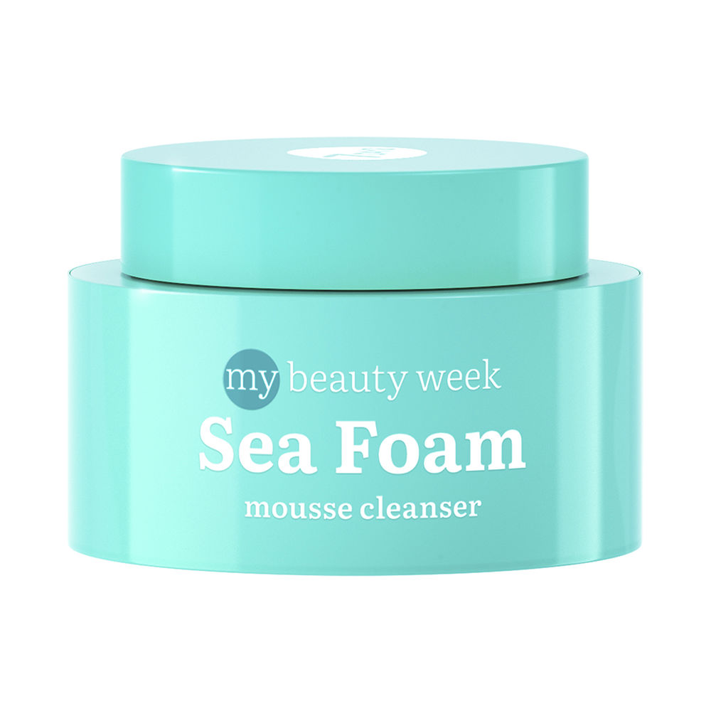 Product  container  of  7Days  Sea  Foam  Makeup  Remover  Mousse  by  7Days,  a  mousse  indicated  for  removing  makeup  and  soothing  skin.