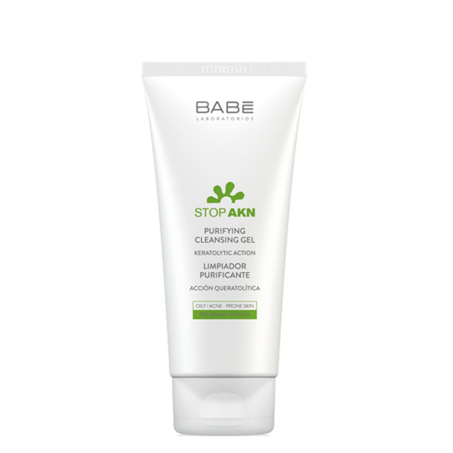BabéStopAKNPurifyingCleansingGel200ml Bottle of Babé Stop AKN Purifying Cleansing Gel by Babé, a cleansing gel indicated for oily and acne-prone skin.