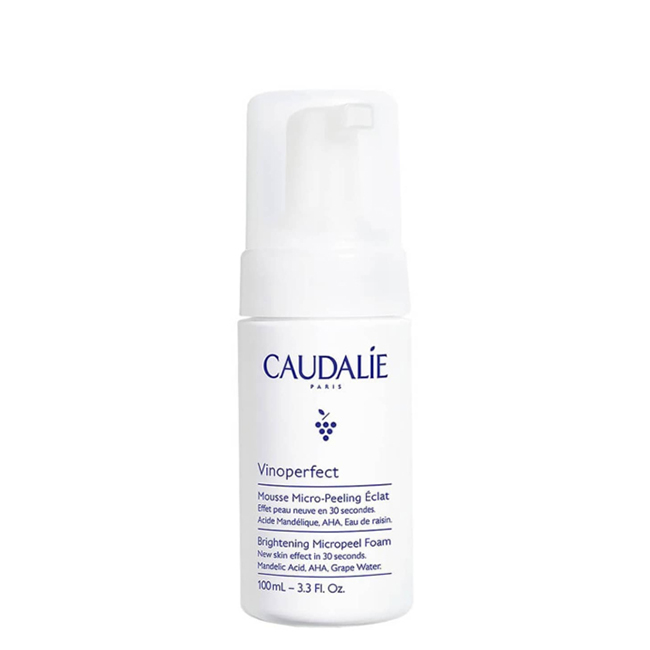 CaudalieVinoperfectBrighteningMicropeelFoam100ml Bottle of Caudalie Vinoperfect Brightening Micropeel Foam by Caudalie, an exfoliating foam indicated for deep cleansing and radiance.