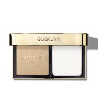 Compact  of  Guerlain  Parure  Gold  Compact  Makeup  Foundation  by  Guerlain,  a  powder  foundation  indicated  for  a  velvety  finish.