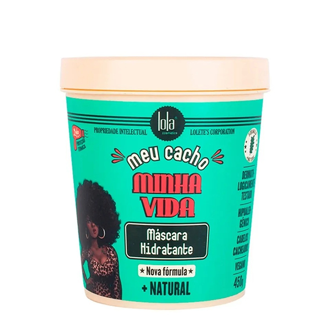LolaCosmeticsMyCurlsMyLifeHydratingMask450ml Jar of My Curls My Life Hydrating Mask by Lola Cosmetics, a hair mask indicated for hydrating and rebuilding curly hair.