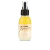 Bottle  of  Matarrania  100%  Bio  Cleansing  And  Makeup  Remover  Lotion  by  Matarrania,  a  biphasic  lotion  for  removing  makeup.