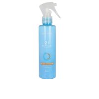 Spray  of  Salerm  21  Bi-Phase  Spray  Conditioner  by  Salerm,  a  biphasic  conditioner  indicated  for  detangling  and  UV  protection.