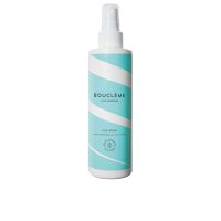 Spray  of  Bouclème  Curls  Redefined  Root  Refresh  by  Bouclème,  a  refreshing  mist  indicated  for  neutralizing  scalp  sweat  and  odors.