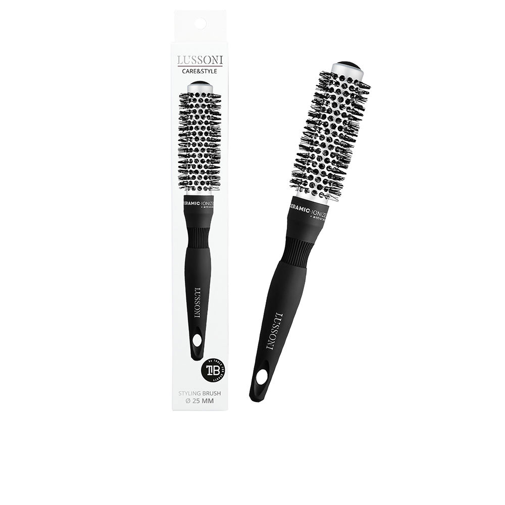 LussoniCare&StyleRoundBrush25mm Product container of Lussoni Care & Style Round Brush 25mm, a thermal brush indicated for styling short hair.