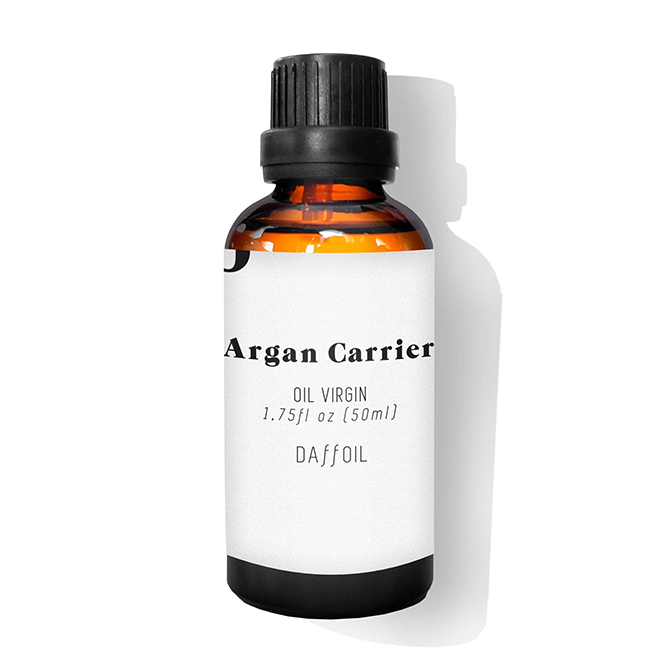 DaffoilArganCarrierOil100ml Bottle of Daffoil Argan Carrier Oil by Daffoil, a carrier oil indicated for moisturizing the skin and nourishing the hair.