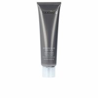 Product  container  of  Natura  Bissé  Diamond  Cocoon  Daily  Cleanser  by  Natura  Bissé,  a  cleansing  cream  indicated  for  removing  impurities.