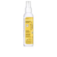 Spray  of  Chamomile  Spray  by  Clearé  Institute,  a  hair  mist  indicated  for  providing  golden  highlights  and  solar  protection.