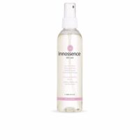 Bottle  of  Innopure  Eau  Blanche  Cleansing  Micellar  Water  by  Innossence,  a  micellar  water  indicated  for  purifying  the  skin.