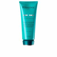 Bottle  of  Kérastase  Resistance  Extentioniste  Conditioner  by  Kérastase,  a  conditioner  indicated  for  strengthening  fragile  hair.