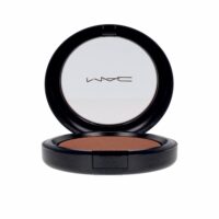 Compact  of  Extra  Dimension  Skinfinish  Powder  Color  Glow  With  It  by  Mac,  a  liquid-powder  highlighter  for  a  luminous  finish.