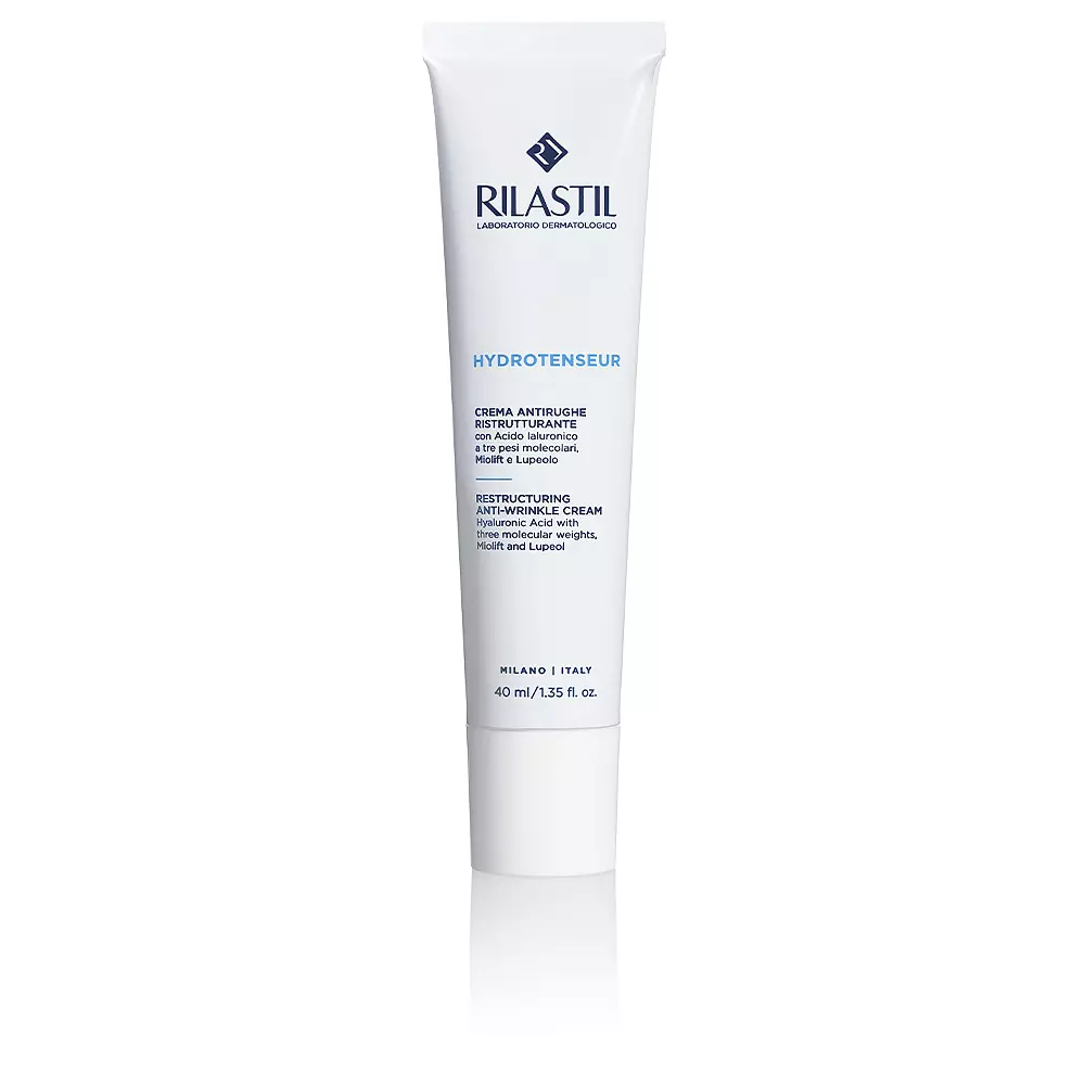 Rilastil HYDROTENSEUR crema rica reestructurante y antiarrugas Jar of Rilastil Hydrotenseur Rich Restructuring Anti-Wrinkle Cream by Rilastil, a rich cream indicated for fighting signs of aging.
