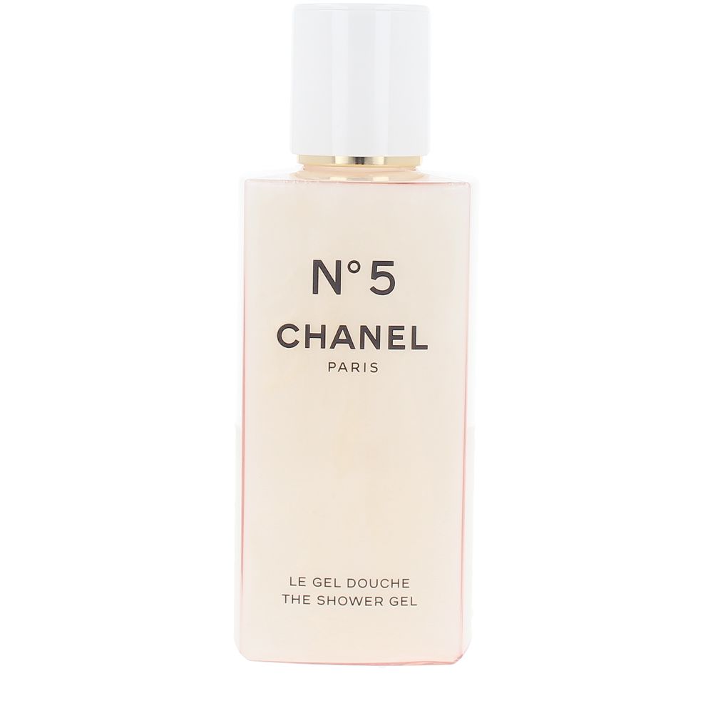 ChanelNº5TheShowerGel200ml Bottle of Chanel Nº5 The Shower Gel by Chanel, a foaming shower gel for cleansing and elegant fragrance.