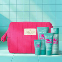 a skincare set indicated for reducing pores and controlling excess oil.