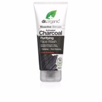 Bottle  of  Dr.  Organic  Carbón  Facial  Cleanser  200  ml  by  Dr.  Organic,  a  charcoal  cleanser  indicated  for  purifying  oily  skin.