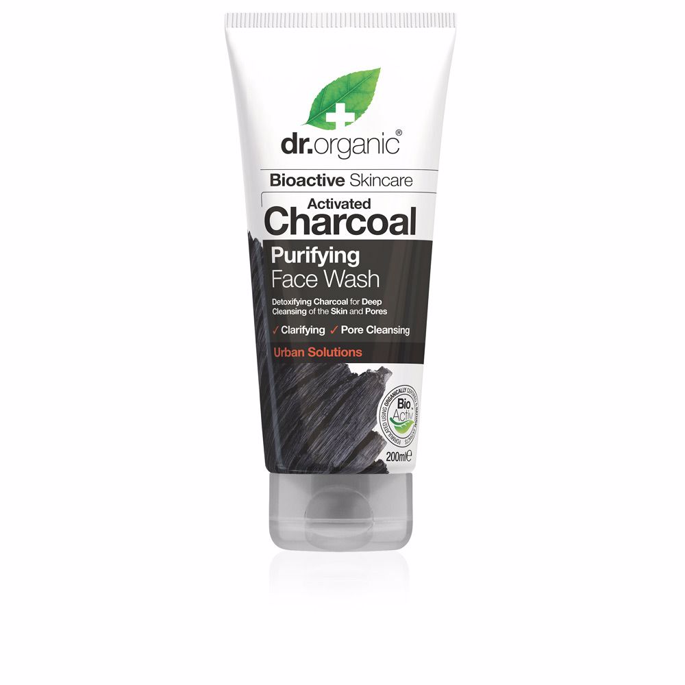 124070.jpg Bottle of Dr. Organic Carbón Facial Cleanser 200 ml by Dr. Organic, a charcoal cleanser indicated for purifying oily skin.