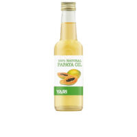 Bottle  of  Yari  100%  Natural  Papaya  Oil  by  Yari,  a  liquid  oil  indicated  for  hydrating  skin  and  nourishing  hair.