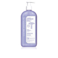 Bottle  of  Clearé  Institute  Anti  Age  Shampoo  by  Clearé  Institute,  a  liquid  shampoo  indicated  for  fighting  hair  aging  signs.